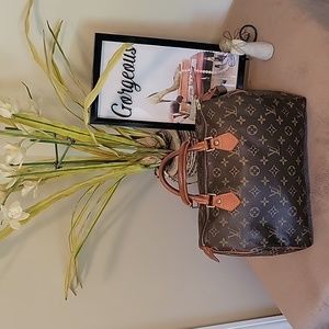 Vintage Louis Vuitton Speedy 30